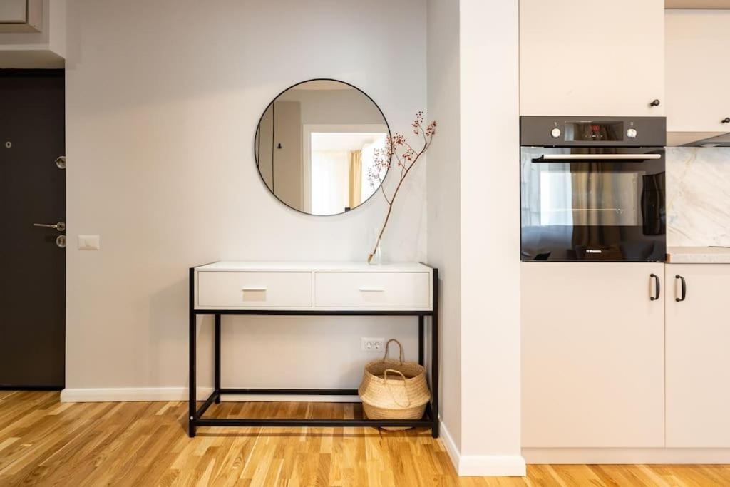 Sunny 2Br Flat - Top Location - Stunning Views بوخارست المظهر الخارجي الصورة